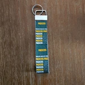 🔥HOST PICK🔥LIMITED QUANTITIES! Green bay packers key fob wristlets